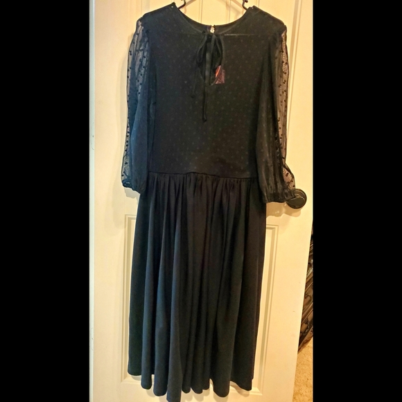 Vixen by Micheline Pitt Black Midi Dress - Picture 2 of 2